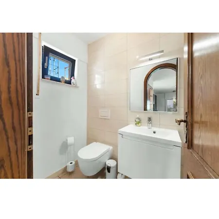 度假居 Quiet House In